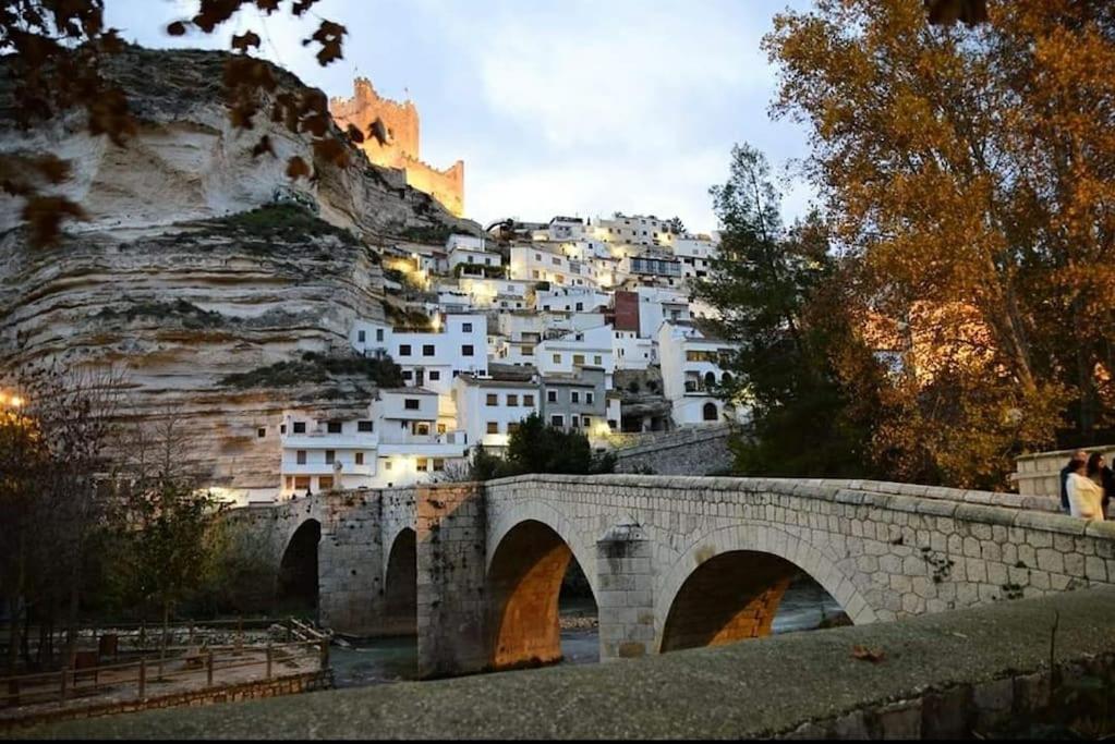 Casa Rural En Canon Rio Jucar.Lagila Alcala del Jucar Εξωτερικό φωτογραφία